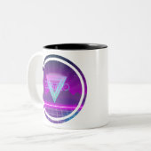80er Retro Synthwave Gitter Zweifarbige Tasse (Vorderseite Links)