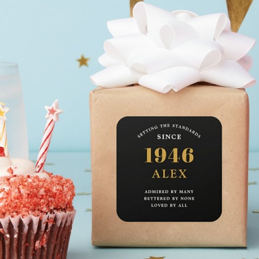 80th Birthday Name 1946 Black Gold Elegant Chic Quadratischer Aufkleber