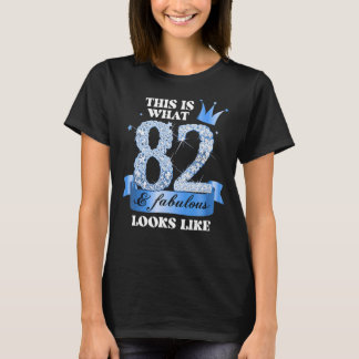 82 & Fabulous I Blue Black Party Gruppe Candid Fot T-Shirt