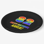82. Geburtstag: Bold, Fun, Simple, Rainbow 82 Pappteller (Schrägansicht)