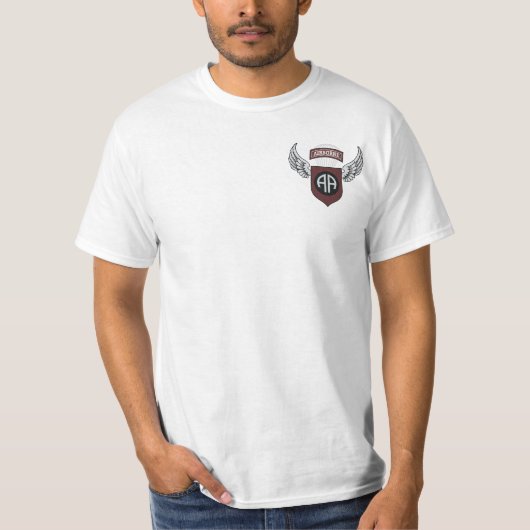 82. Im Flugzeug Abteilung T-Shirt (Vorderseite)