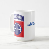 82. Im Flugzeug Division All American Service Abze Kaffeetasse (Vorderseite Links)