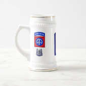 82. Im Flugzeug Division "All the Way" Bierglas (Links)