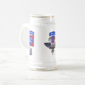 82. Im Flugzeug Division "All the Way" Bierglas (Vorderseite Links)