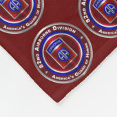 82. Im Flugzeug Division "All the Way" Fleecedecke (Ecke)