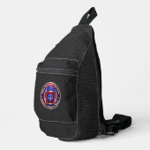 82. Im Flugzeug Division Crossbody Bag (Rechte Ecke)