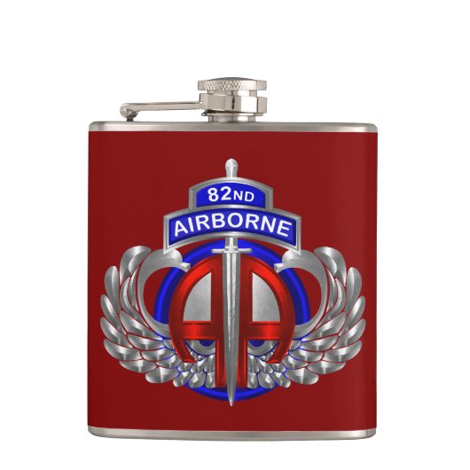 82. Im Flugzeug Division Dagger Div Colors Flachmann (Vorderseite)