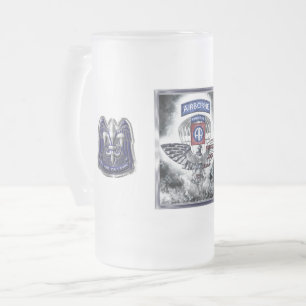 82. Im Flugzeug Division Explosive Gerahmte Konstr Mattglas Bierglas