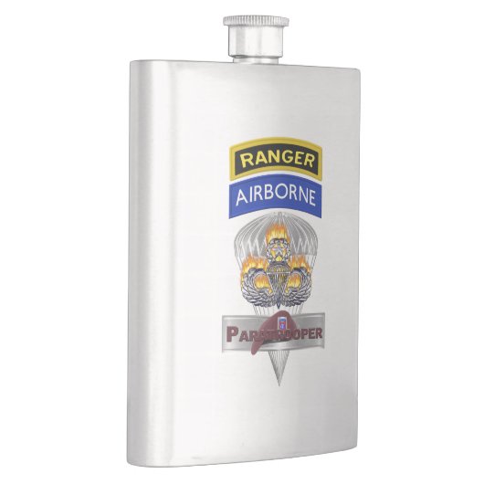 82. Im Flugzeug Division Flachmann (Rechts)