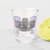 82. Im Flugzeug Division Jumpmaster Schnapsglas (Vorderseite)