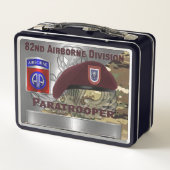 82. Im Flugzeug Division Metall Brotdose (Rückseite)