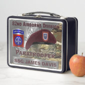 82. Im Flugzeug Division Metall Brotdose (Beispiel)