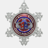 82. Im Flugzeug Division Schneeflocken Zinn-Ornament (Vorderseite)