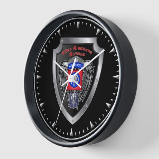 82. Im Flugzeug Division Uhr (Winkel)