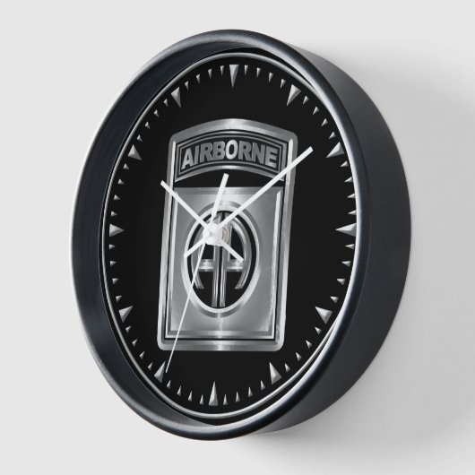 82. Im Flugzeug Division Uhr (Winkel)