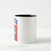 82. Im Flugzeug Division Zweifarbige Tasse (Mittel)