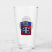 82. Im Flugzeug Fort Bragg 16 oz Pint Glas (Rückseite)