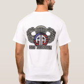 82. Im Flugzeug Fort- Braggfallschirmjäger T-Shirt (Rückseite)