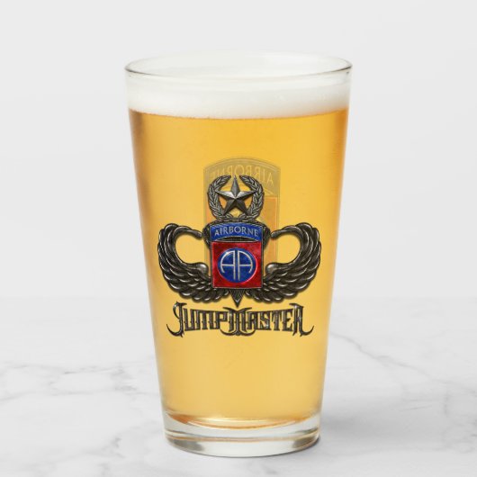 82. Im Flugzeug Jumpmaster 16 oz Pint Glas (Vorne (Gefüllt))