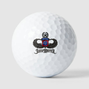 82. Im Flugzeug Jumpmaster Golfball
