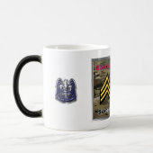 82. Im Flugzeug Referent Verwandlungstasse (Links)