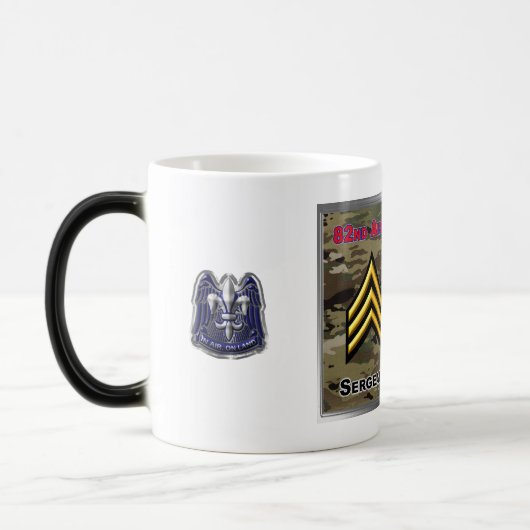 82. Im Flugzeug Referent Verwandlungstasse (Links)