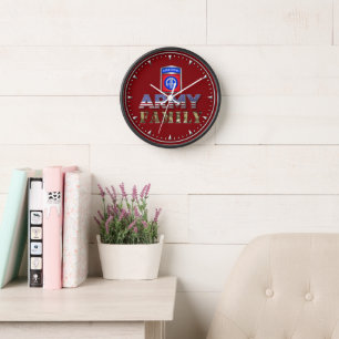 82. Luftlandedivision Familie Uhr