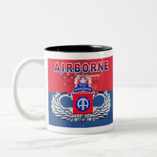 82. Luftlandedivision Zweifarbige Tasse