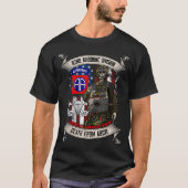 82nd Airborne Di Paratrooper Fort Bragg Jump Wings T-Shirt (Vorderseite)