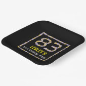 83. Geburtstag: Blumennummer, Individuelle Name, B Pappteller (Gewinkelt)