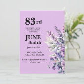 83. Geburtstag Elegante Lila Blume Einladung (Stehend Vorderseite)
