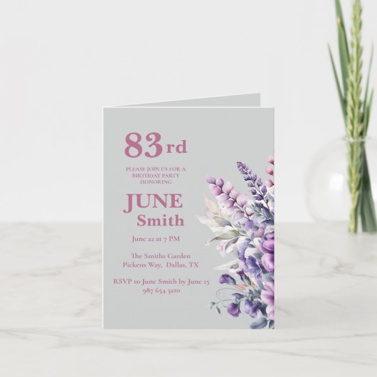 83. Geburtstag Elegante Lila Blume Einladung (Vorderseite)