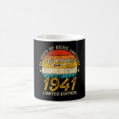 84 Jahre alt 1941 Retro Phantastisches 84. Geburts Kaffeetasse (Mittel)