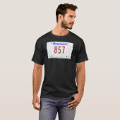 857 Area Code Boston Cambridge Massachusetts Licen T-Shirt (Vorne ganz)