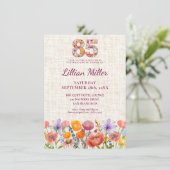 85. Geburtstag Wildflower-Design - Blumenziffer Einladung (Stehend Vorderseite)