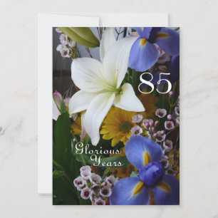 85. Geburtstagsfeier!-White Lily Bouquet Einladung
