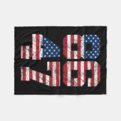 8647 Anti Trump 86 47 Retro Anti-Trump US Flag Pre Fleecedecke (Vorderseite (Horizontal))