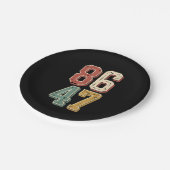 8647 Retro 86 47 Pappteller (Schrägansicht)