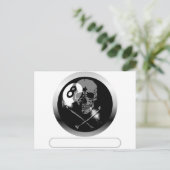 8 Ball Skull und Crossbones Postkarte (Stehend Vorderseite)