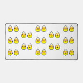 8-Bit Candy Corn Friends Schreibtischunterlage (Vorderseite)