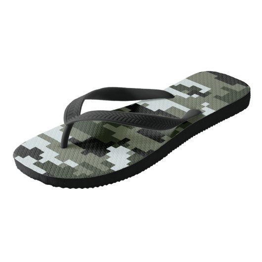 8 Bit Pixel Digital Urban Camouflage / Camouflage Badesandalen (Schrägansicht)