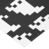 8 Bit Pixel Ghost Tischdecke (Schrägansicht)