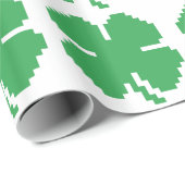 8 Bit Pixel Lucky Vierblättriges Kleeblatt Geschenkpapier (Rolleneckpunkt)
