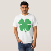 8 Bit Pixel Lucky Vierblättriges Kleeblatt T-Shirt (Vorne ganz)