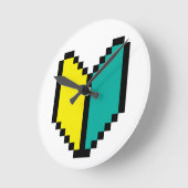8 Bit Pixel Wakaba / Shoshinsha Mark Runde Wanduhr (Winkel)