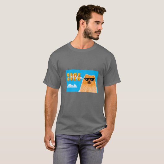 8-Bit-Spiel über Spitz T-Shirt (Vorne ganz)