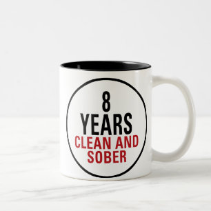 8 Jahre säubern und ernüchtern Zweifarbige Tasse