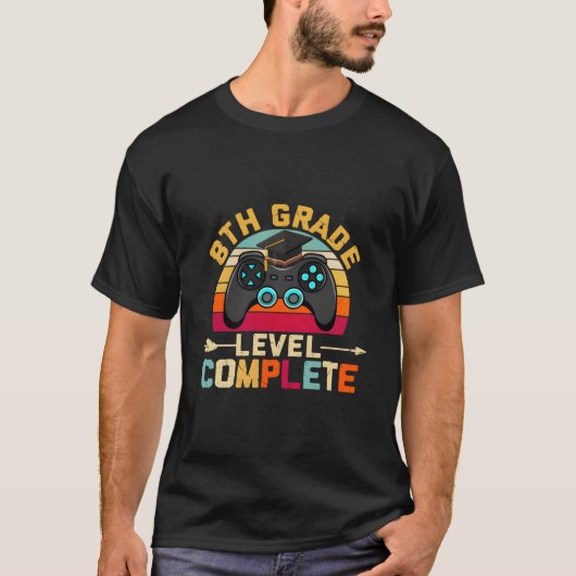 8. Klasse Abschluss Vollständiger Gamer Jahrgang 2 T-Shirt (Vorderseite)