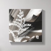 8x8" Terra’s Tender Whisper Abstract Brown Flowers Leinwanddruck (Vorderseite)