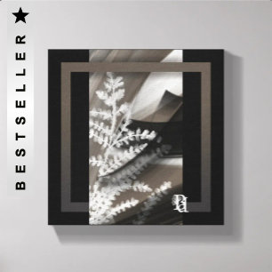8x8" Terra’s Tender Whisper Abstrakte Braune Blume Leinwanddruck